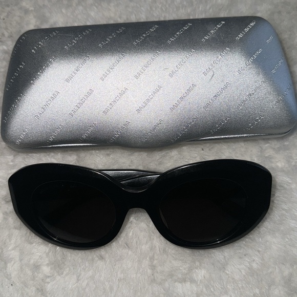 Balenciaga glasses - Picture 7 of 11